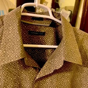 Van-Heusen short sleeve shirt